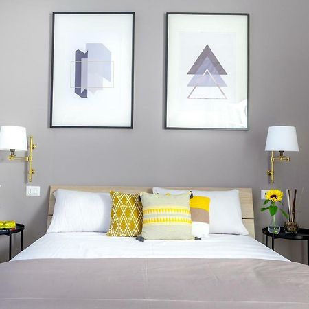 Manuela Apartments Centro Storico نابولي المظهر الخارجي الصورة